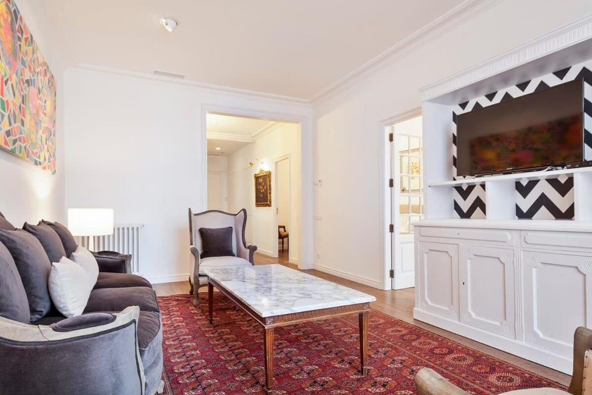 Casa Batllo - Luxury Historic 4bd 4bth For 9 Guests Barcelone